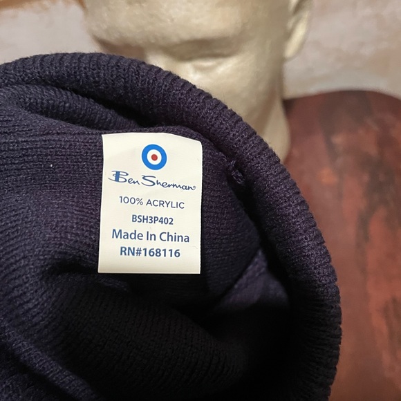 Ben Sherman Beanie - Picture 3 of 3